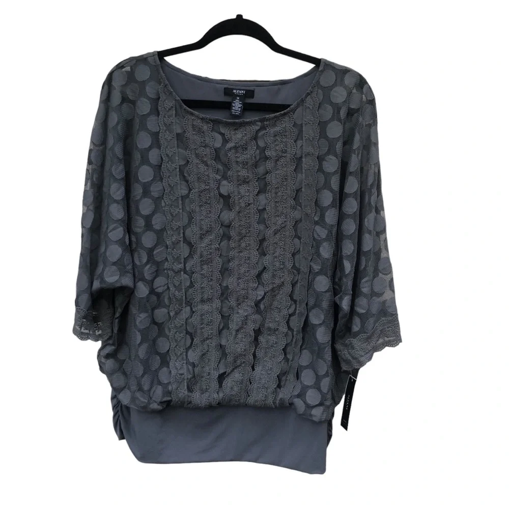 Alfani Gray Sheer Circle Patterned Blouson Top size 1X - Picture 3 of 7
